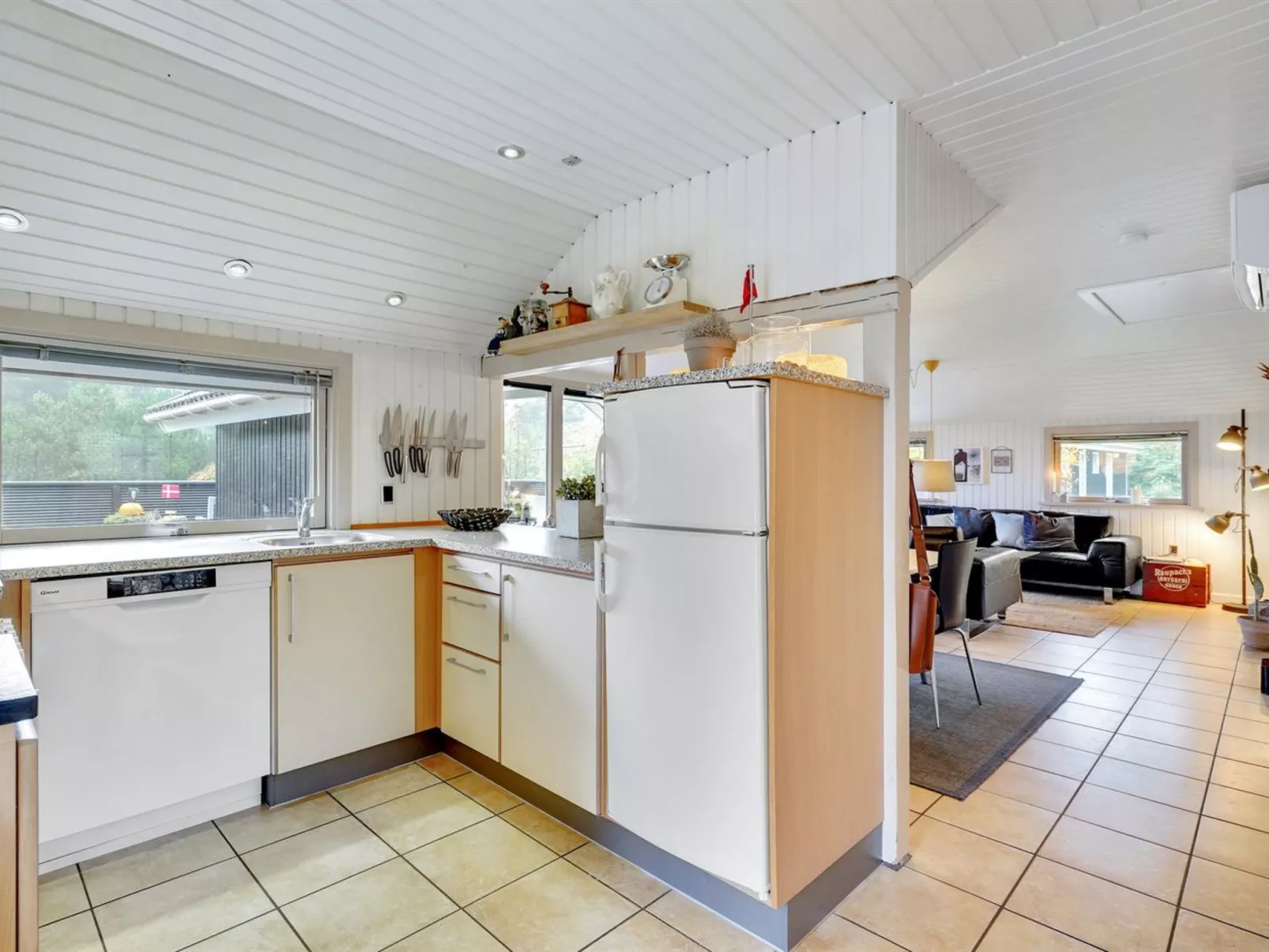 "Meinolf" - 2km from the sea-Inside
