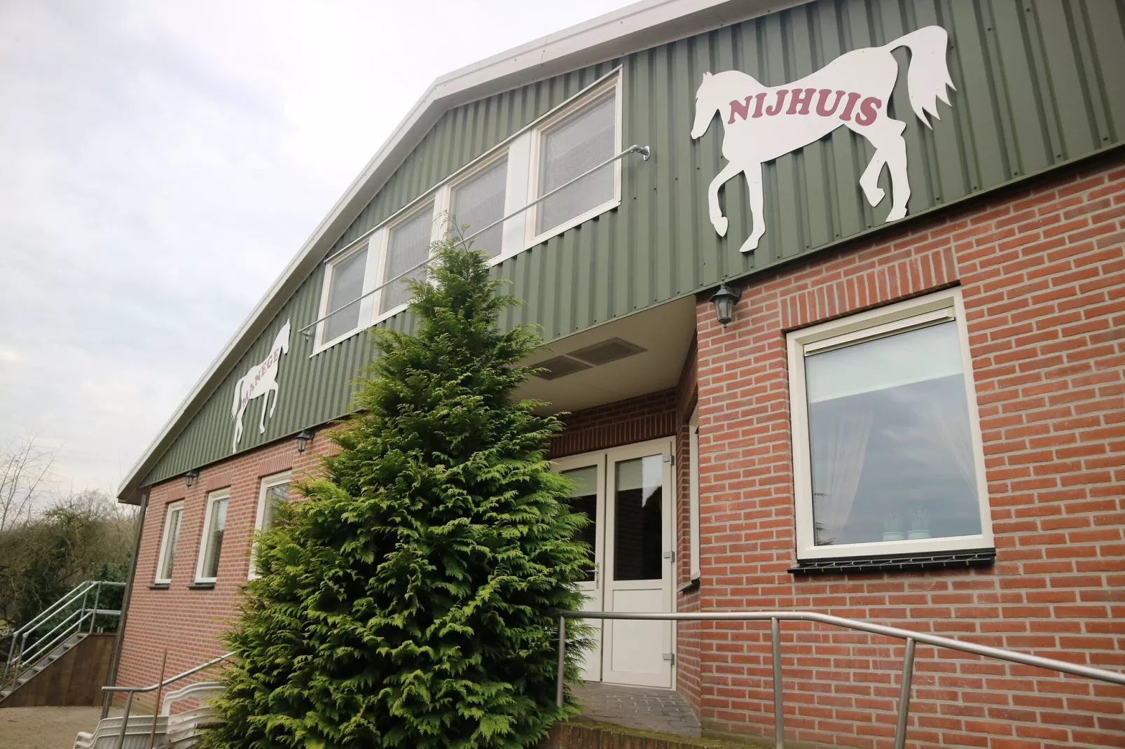 Erve Nijhuis-Exterior winter