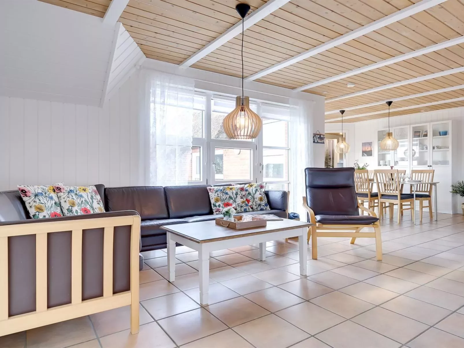 "Viana" - 100m from the sea-Drinnen