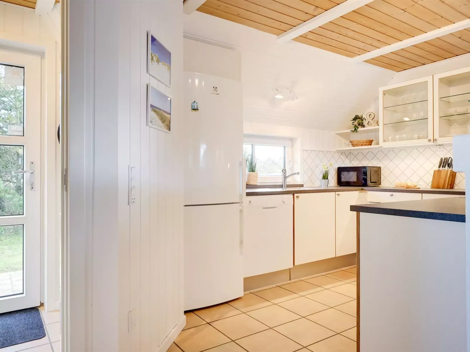 "Viana" - 100m from the sea-Drinnen