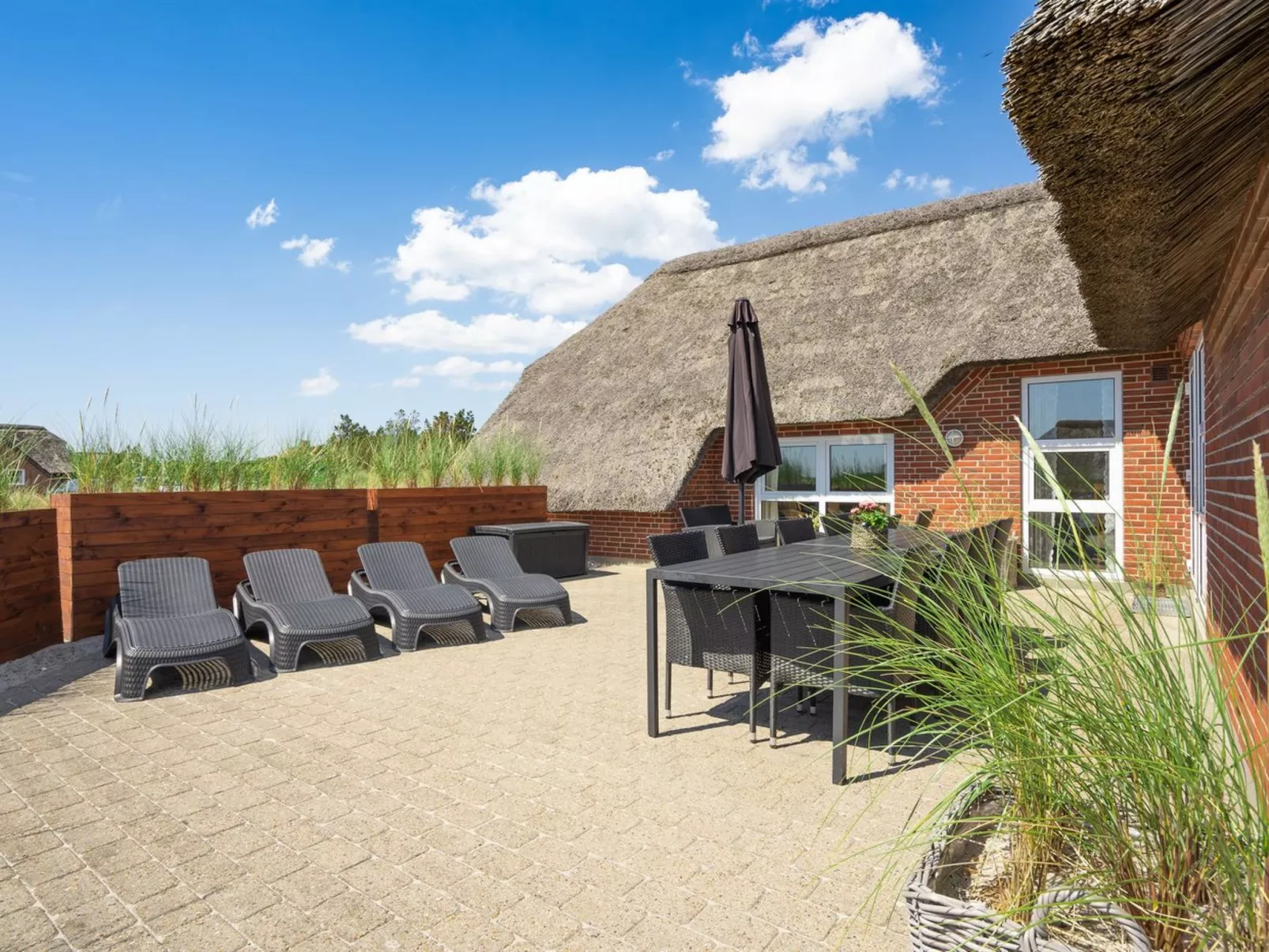 "Viana" - 100m from the sea-Draußen