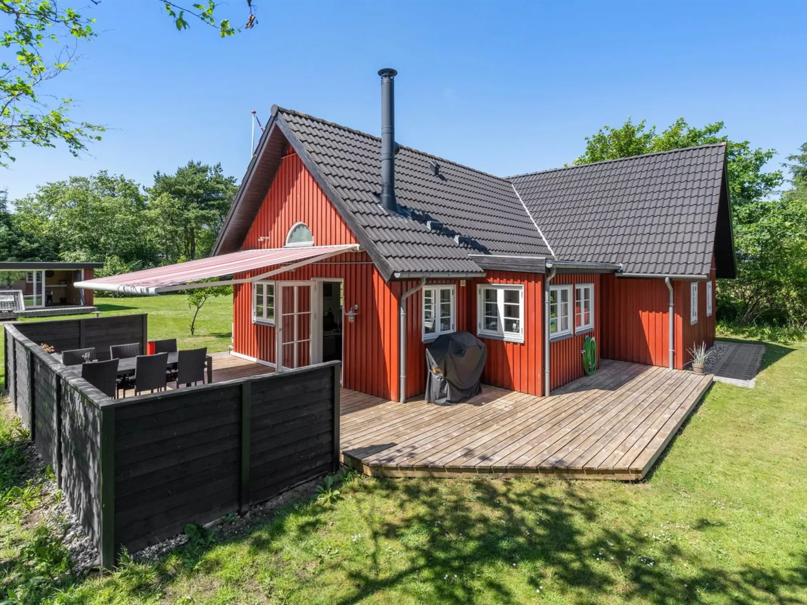 "Soile" - 12km from the sea