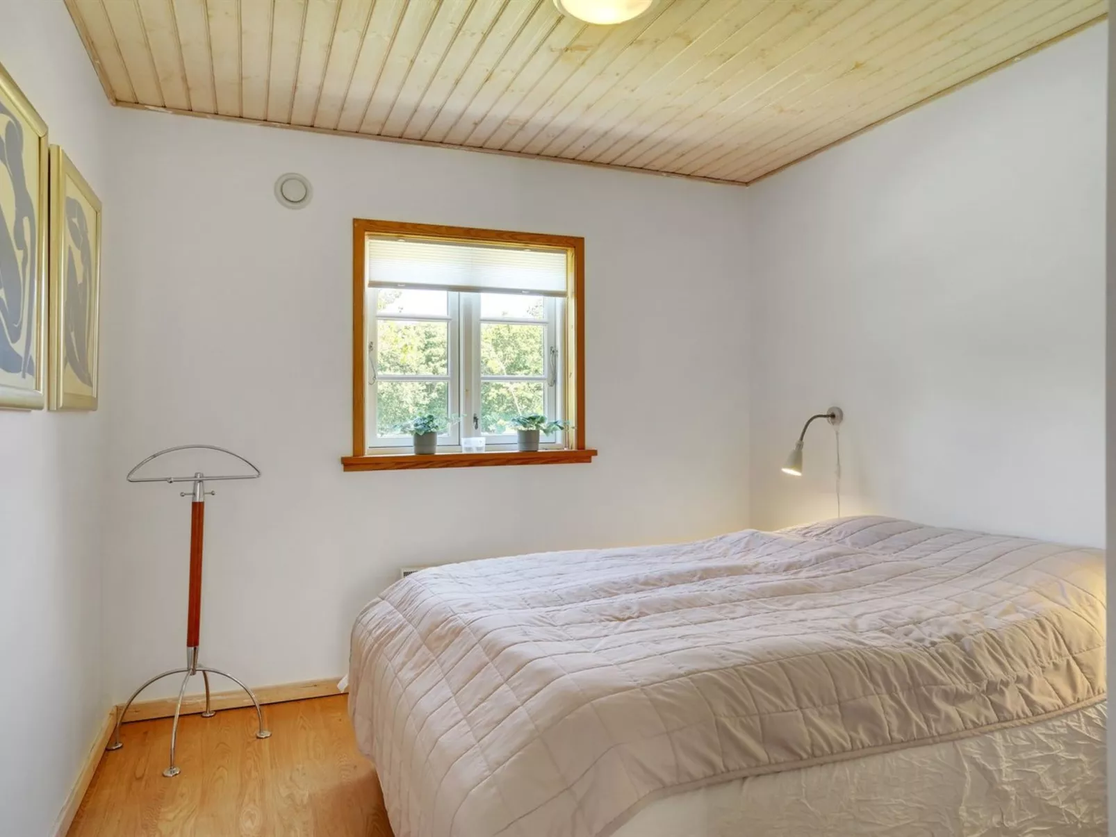 "Soile" - 12km from the sea-Inside