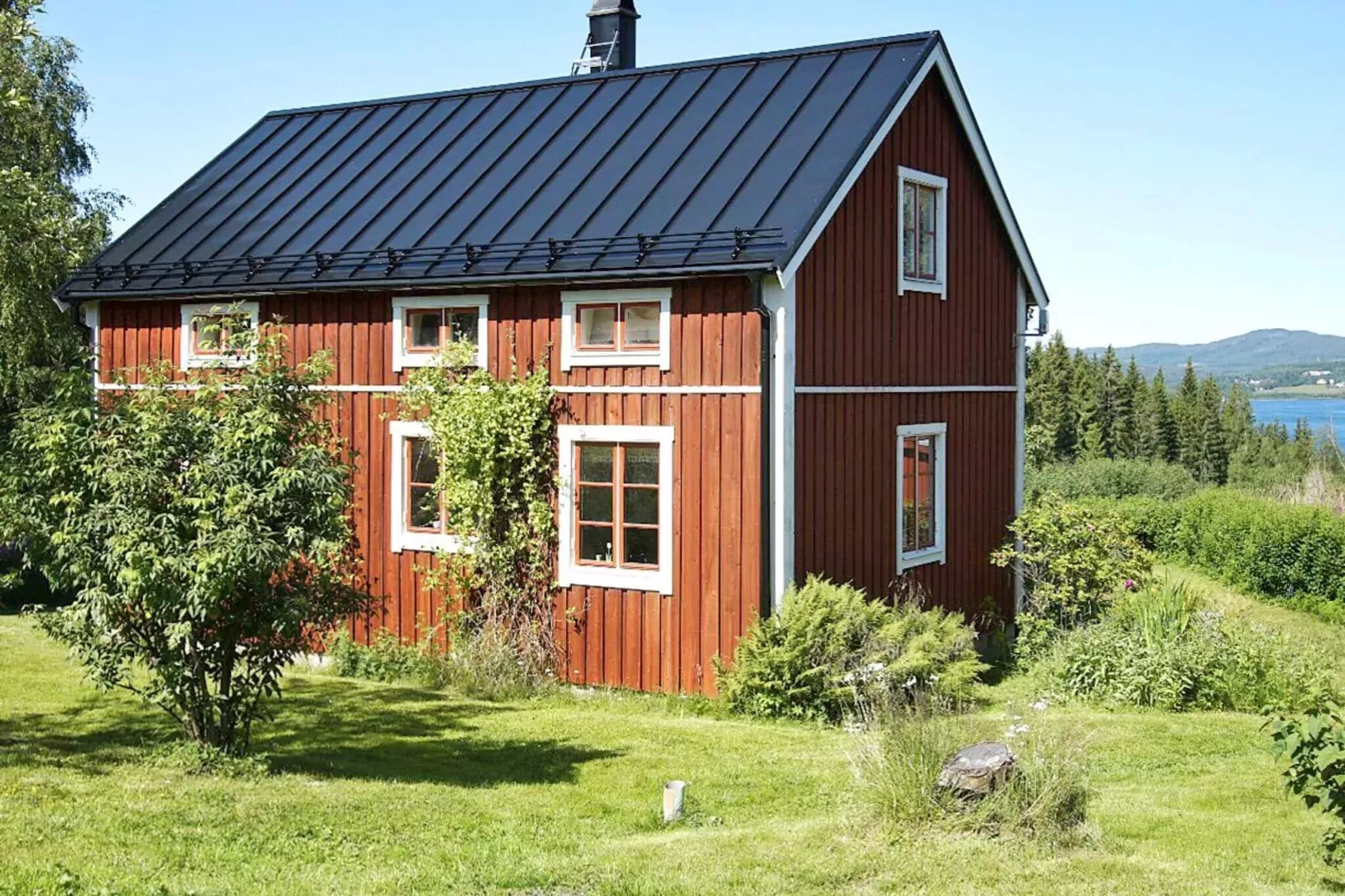 5 person holiday home in NORDINGRÅ-By Traum