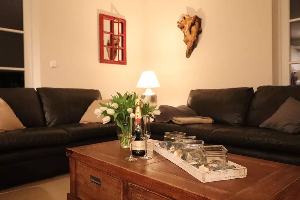 382083-Wohnzimmer
