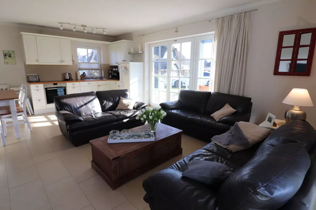 382083-Wohnzimmer