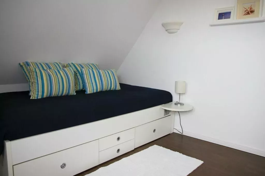 386421-Schlafzimmer