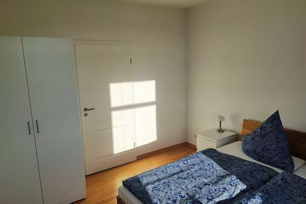 482457-Bedroom