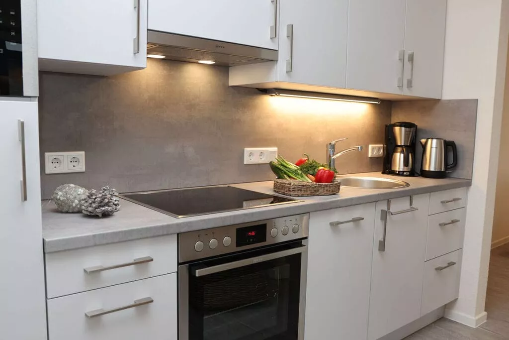 381094-Kitchen