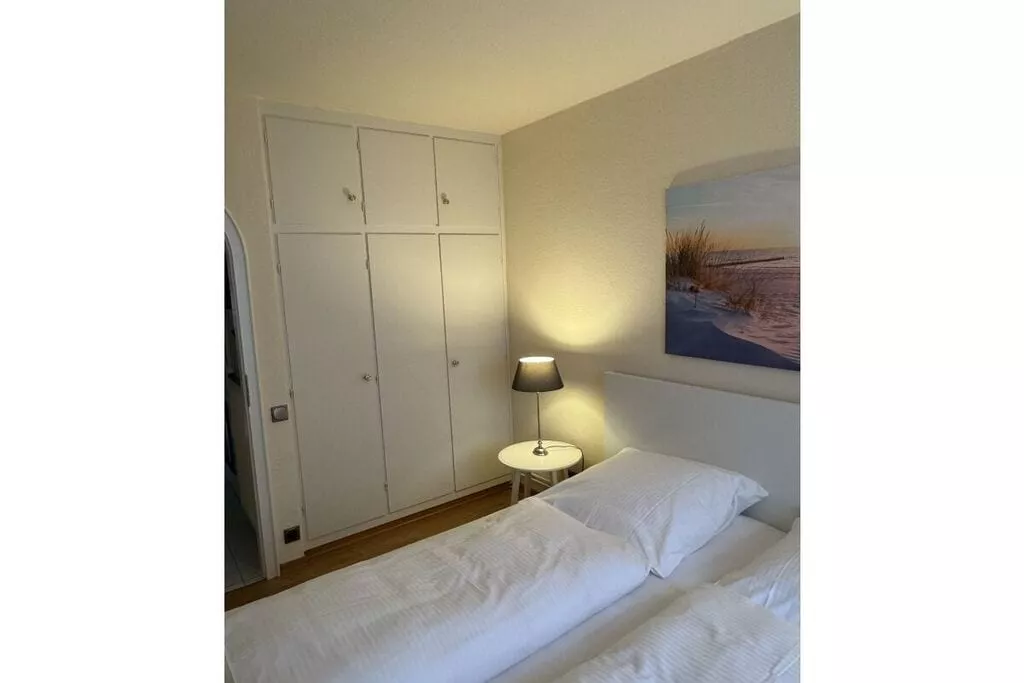 109646-Bedroom