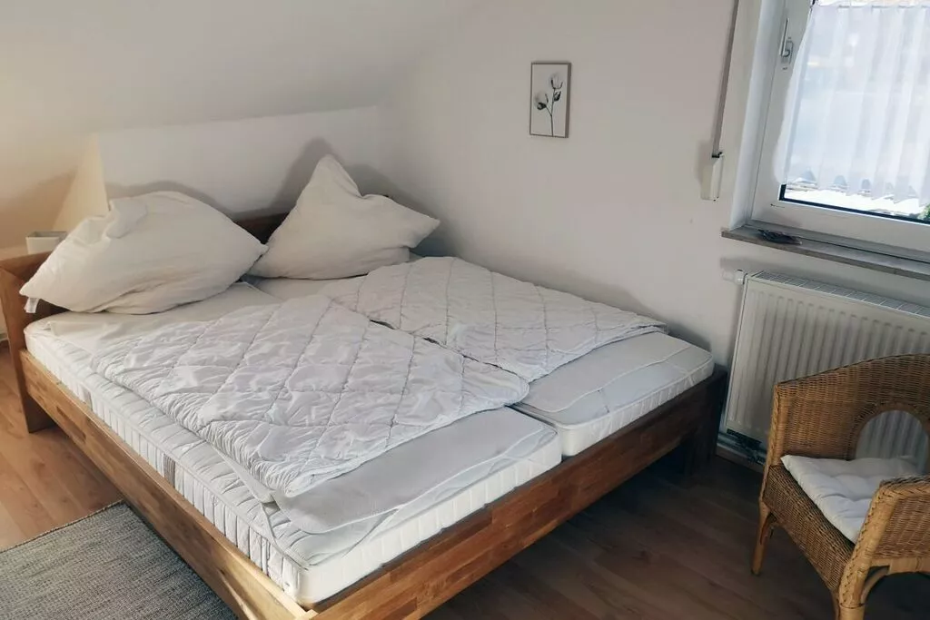 218770-Bedroom