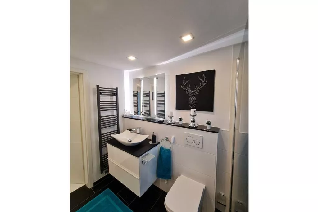 407939-Bathroom