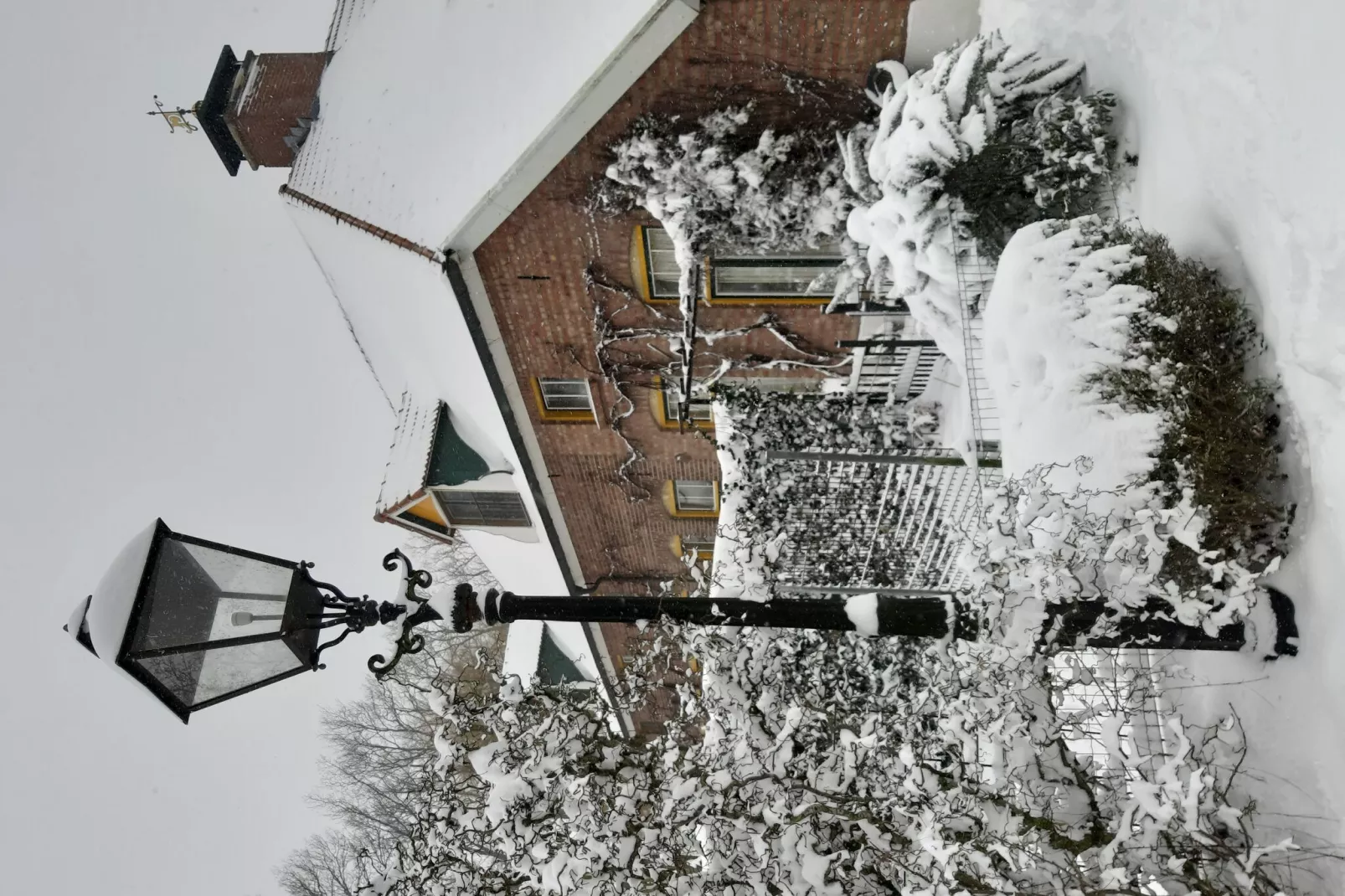 Gelink Hof-Außenbereich Winter