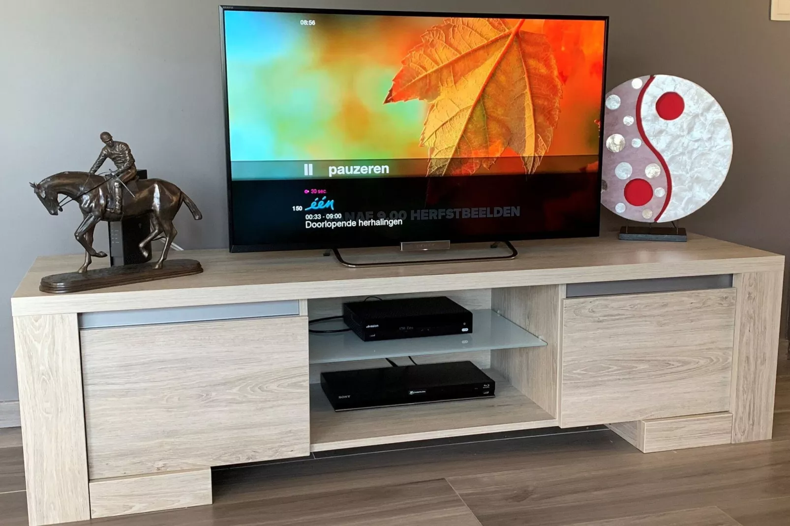 Sous le Charme d'Epona-Living room