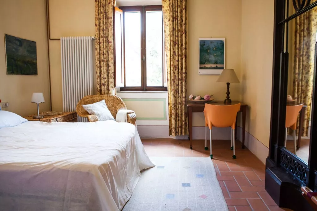 377242-Bedroom