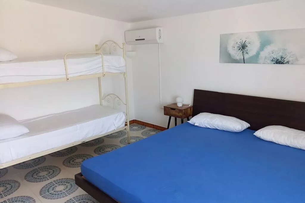 201456-Bedroom