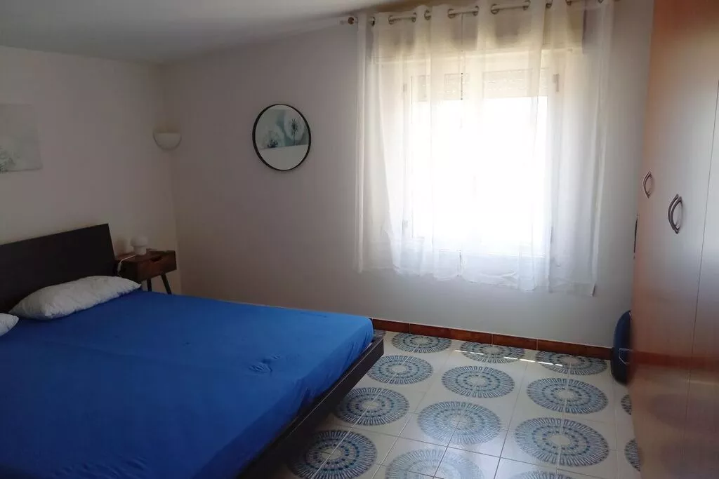 201456-Bedroom