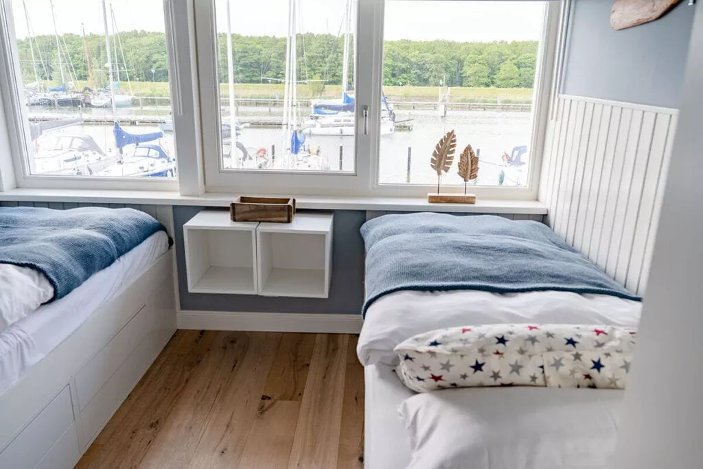 429448-Bedroom