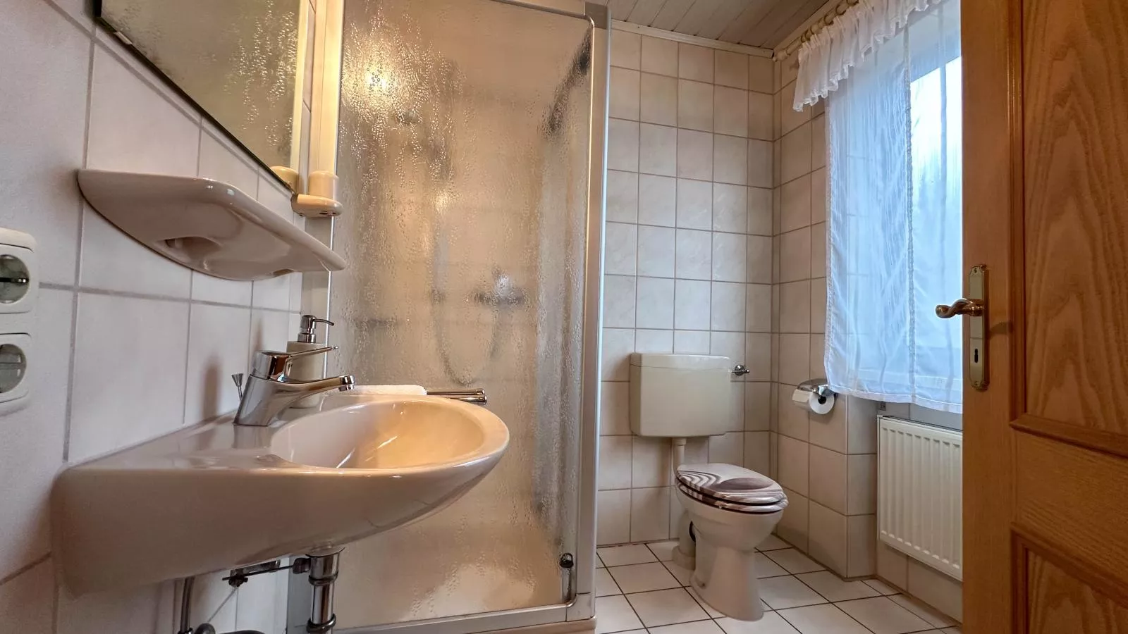 Weingut Hermes-Lex-Bathroom