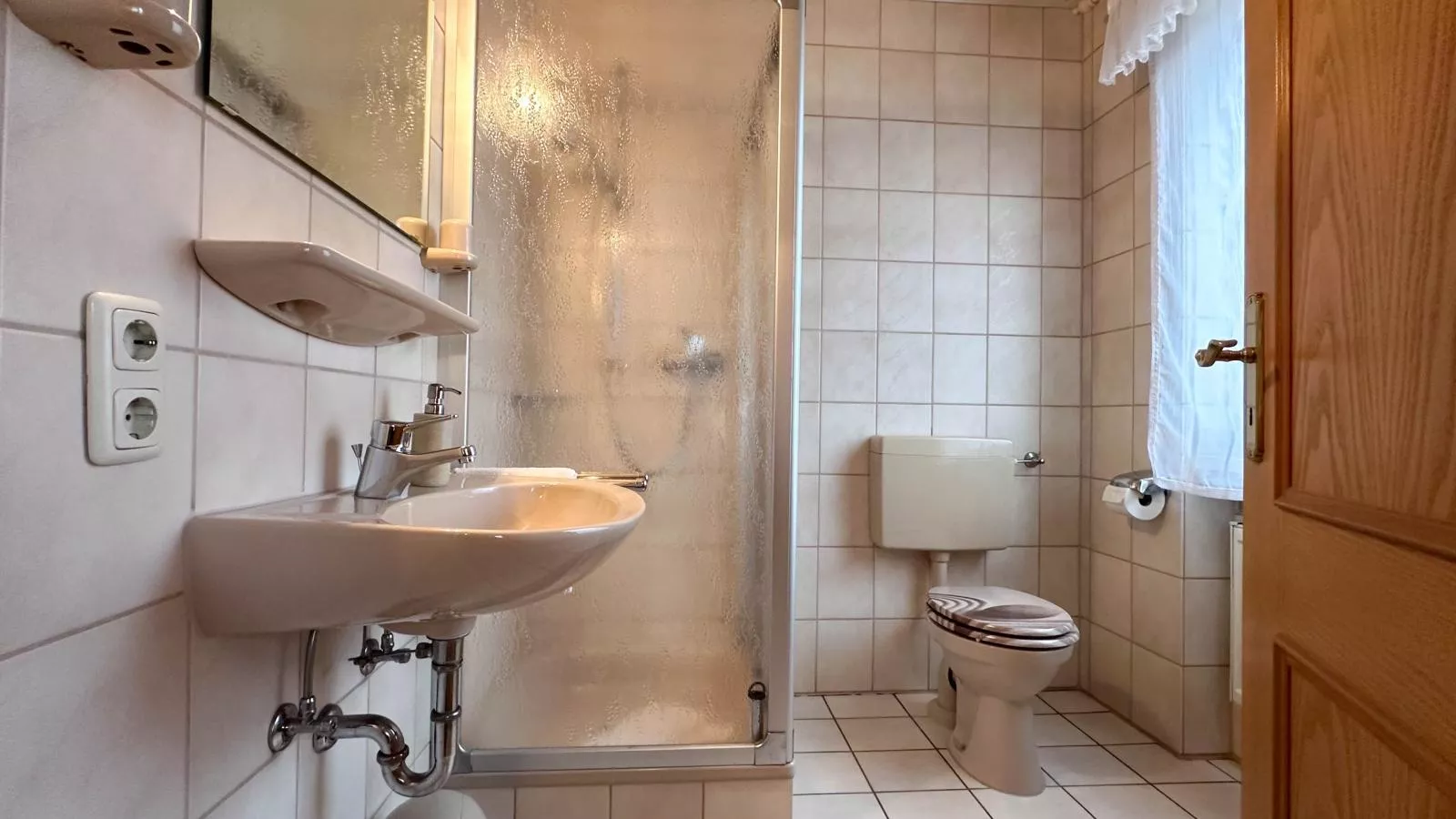 Weingut Hermes-Lex-Bathroom