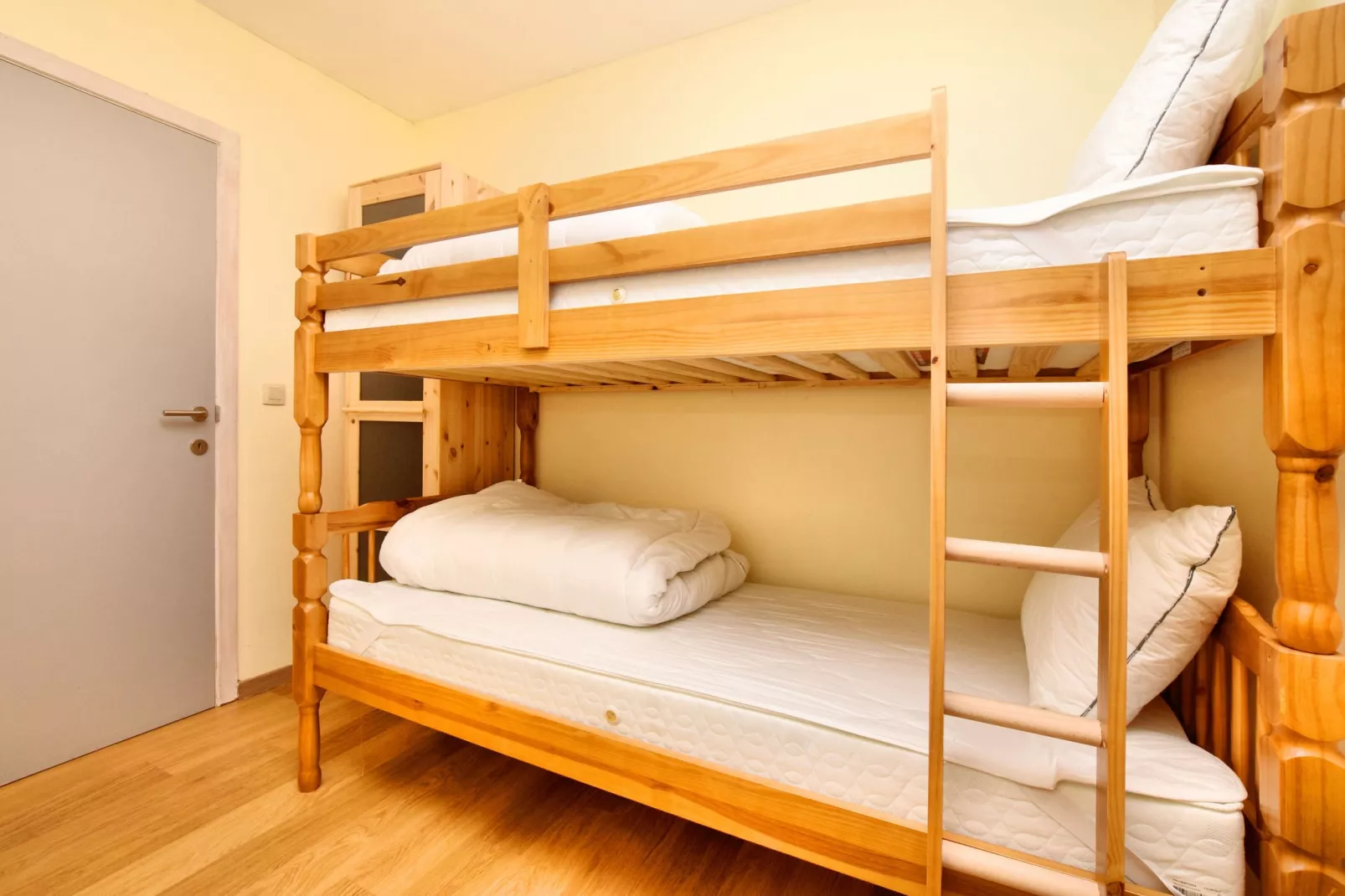 Maison sur Ourthe-Schlafzimmer
