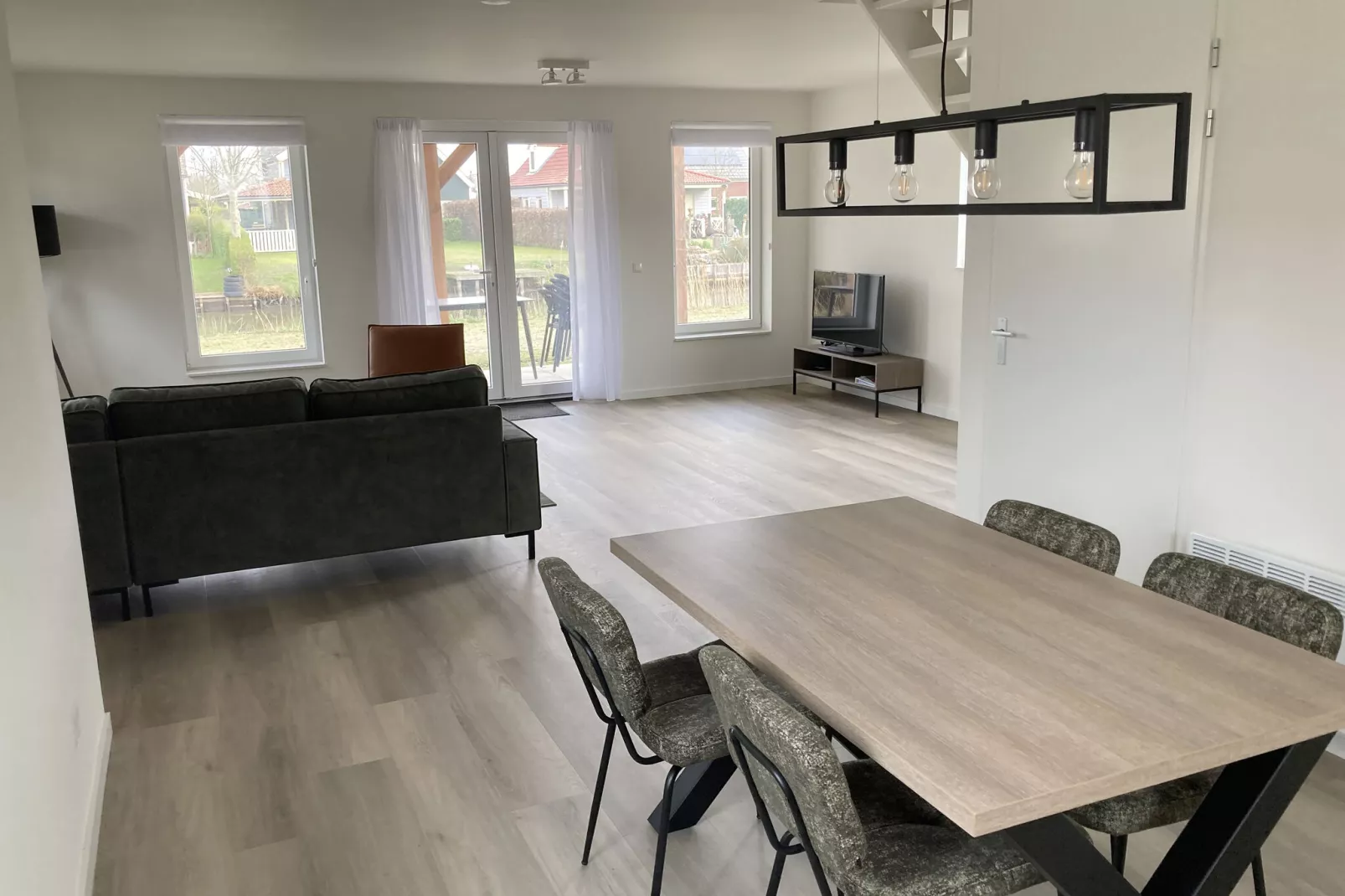 Strandloper 129-Living room