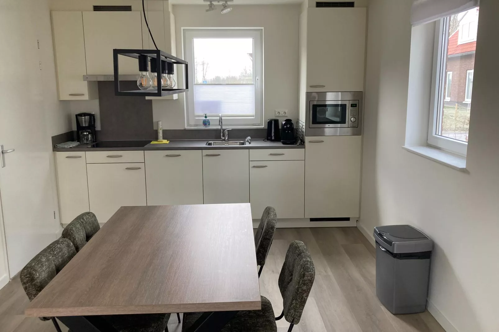 Strandloper 129-Kitchen