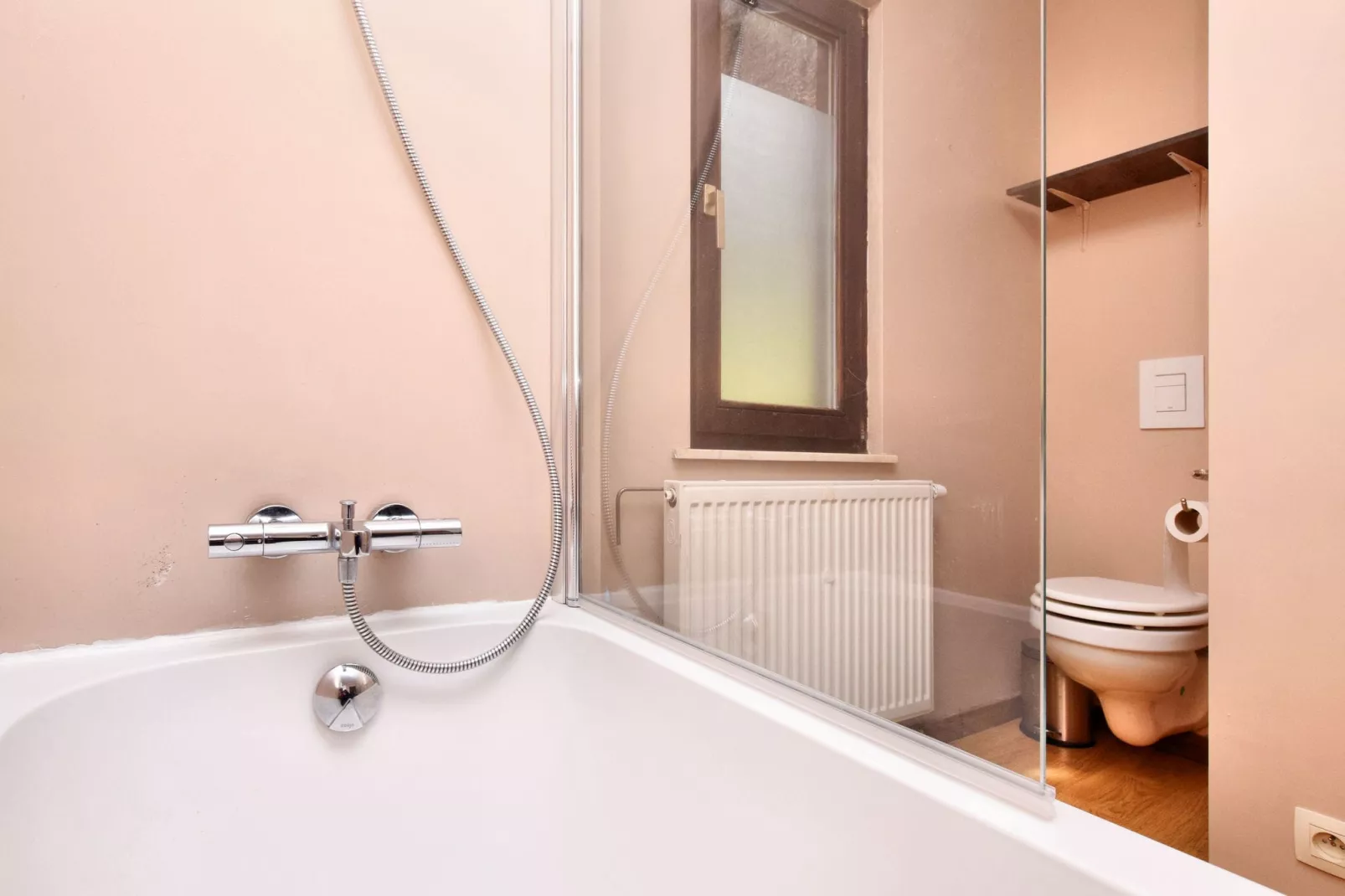 Maison sur Ourthe-Badezimmer