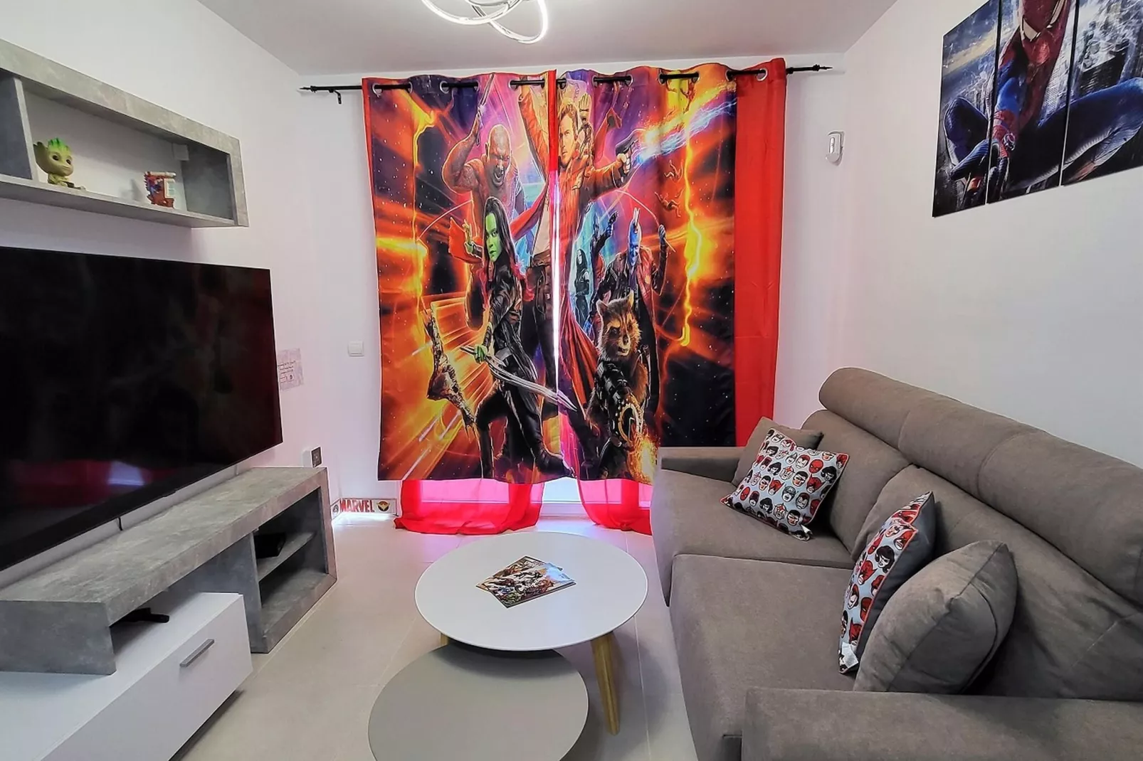 Ático Marvel con piscina privada-Salon