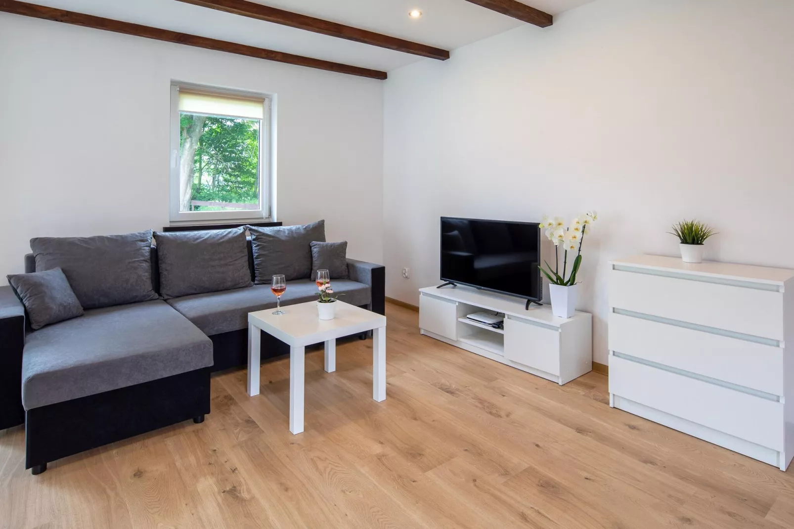 Komfortowe domki wakacyjne dla 6 osób w Lędzinie-Living room