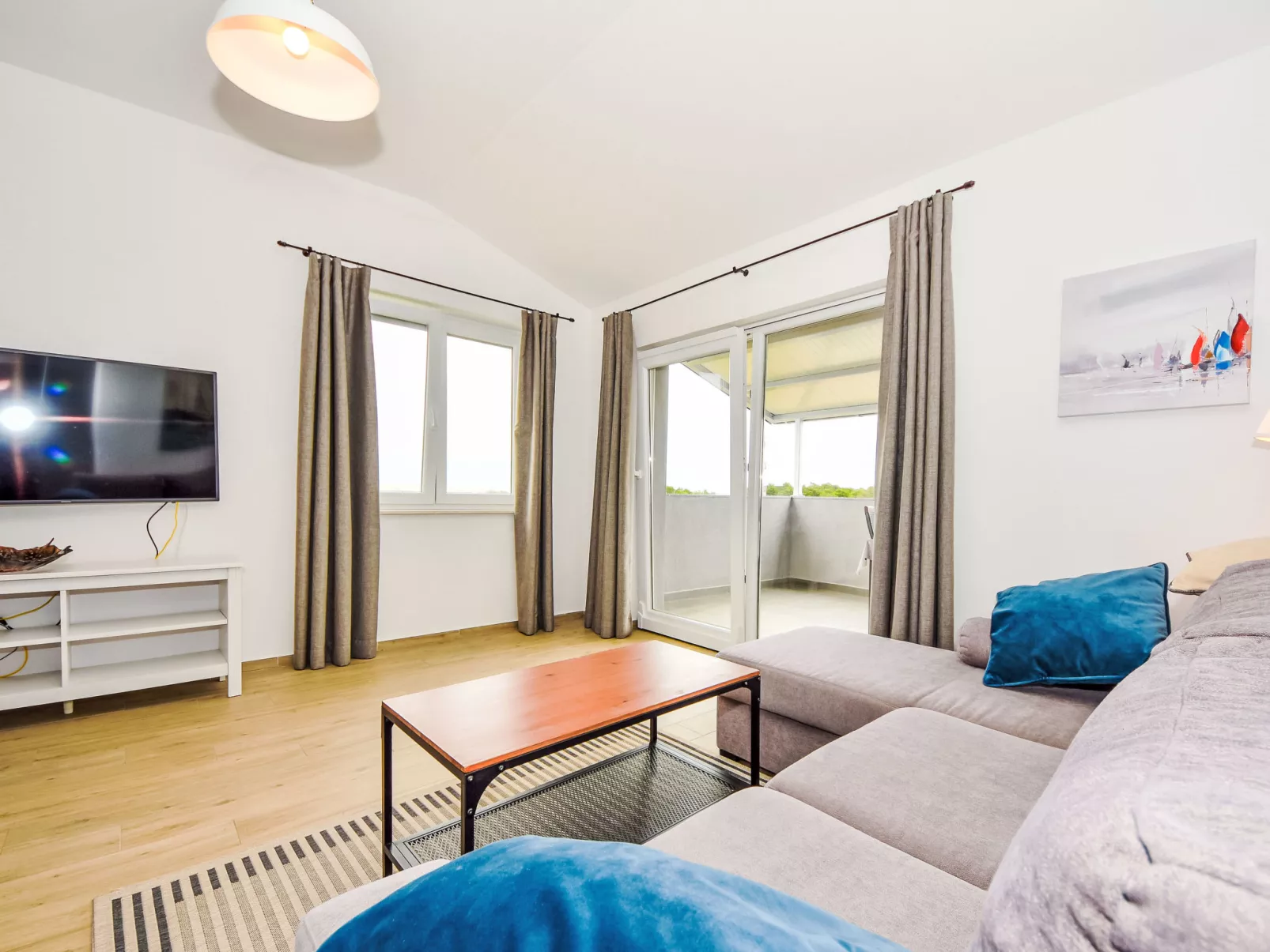 Luxury Apartment Mondo-Inside