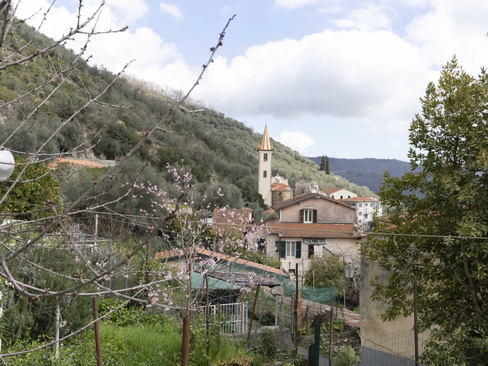 Castelletto-Dehors