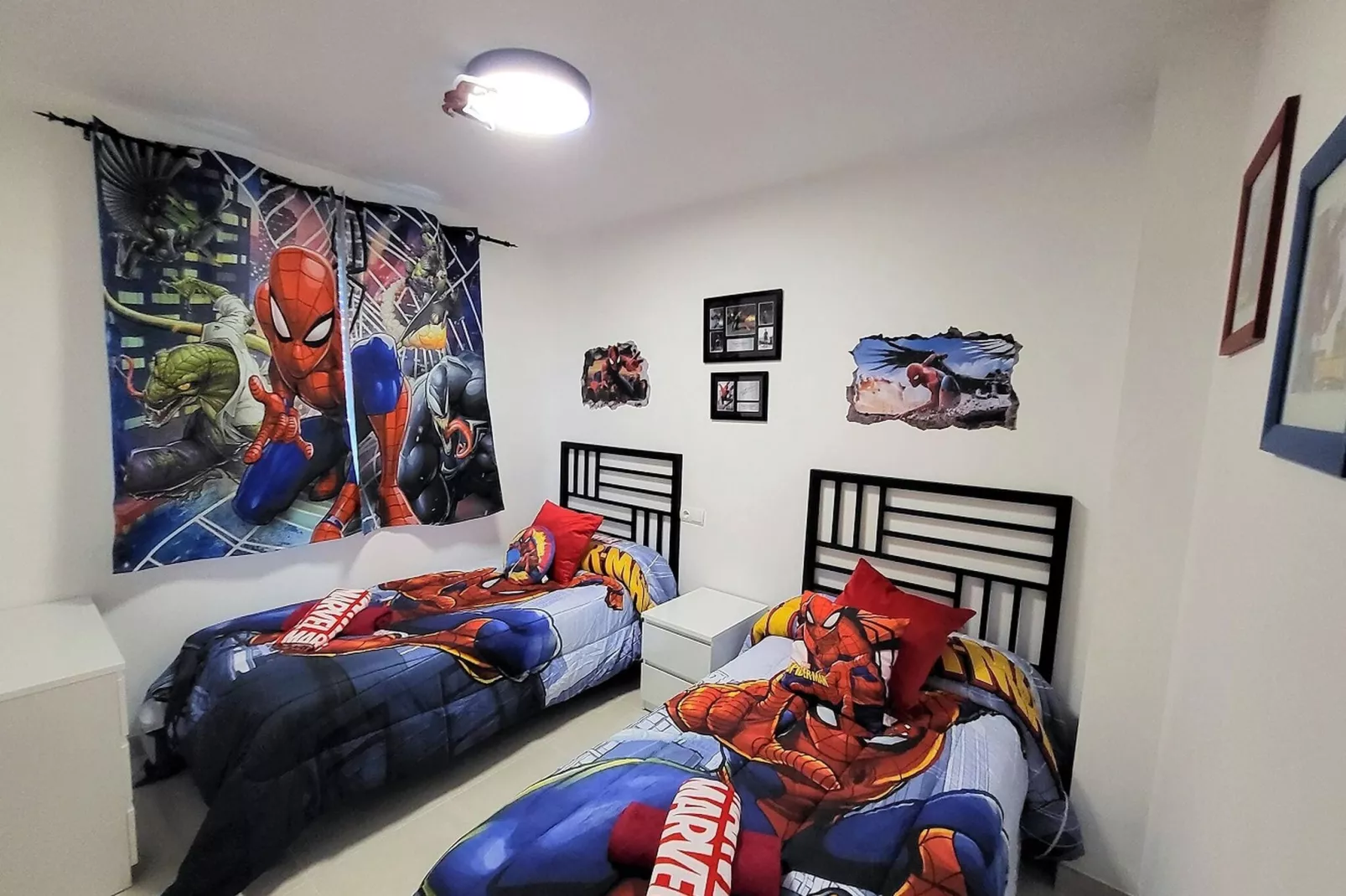 Ático Marvel con piscina privada-Chambre