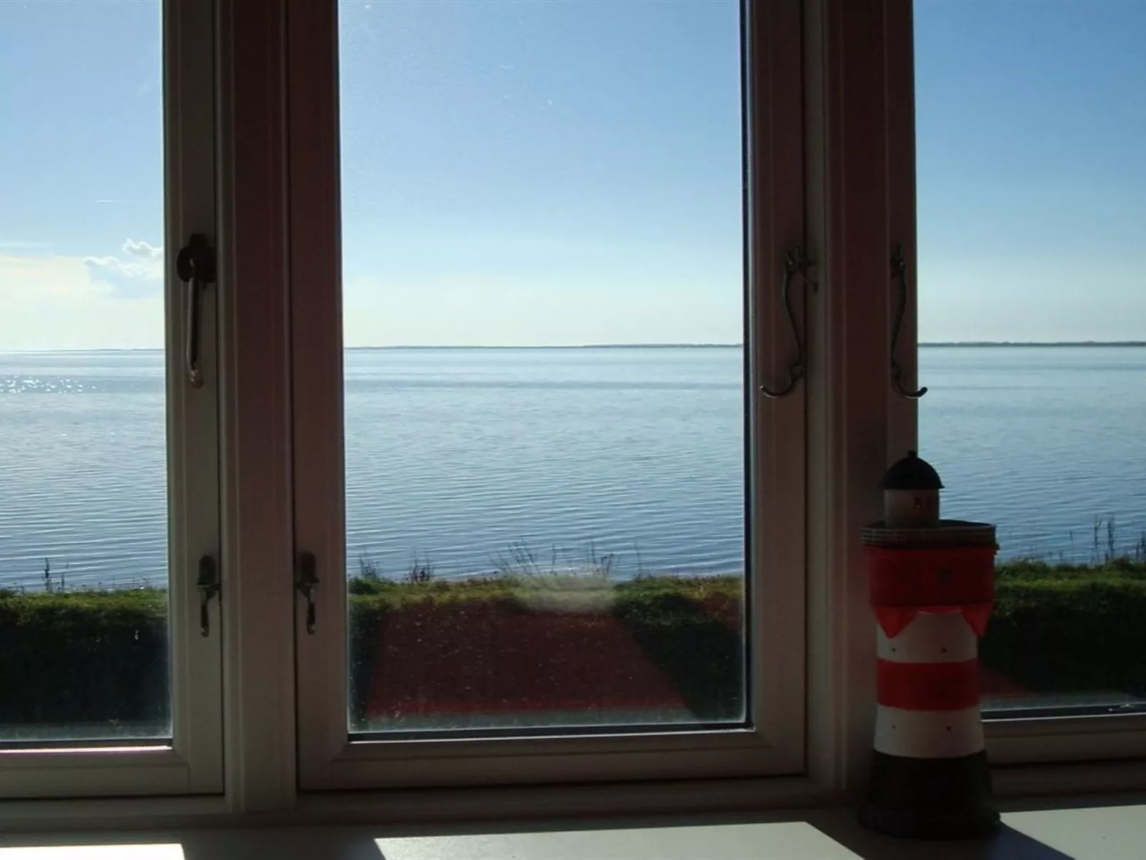 "Edvardsine" - 20m to the inlet-Drinnen