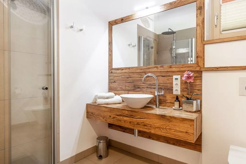 323654-Bathroom