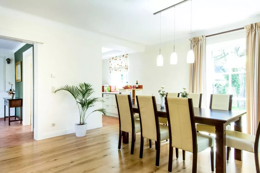 61854-Dining room