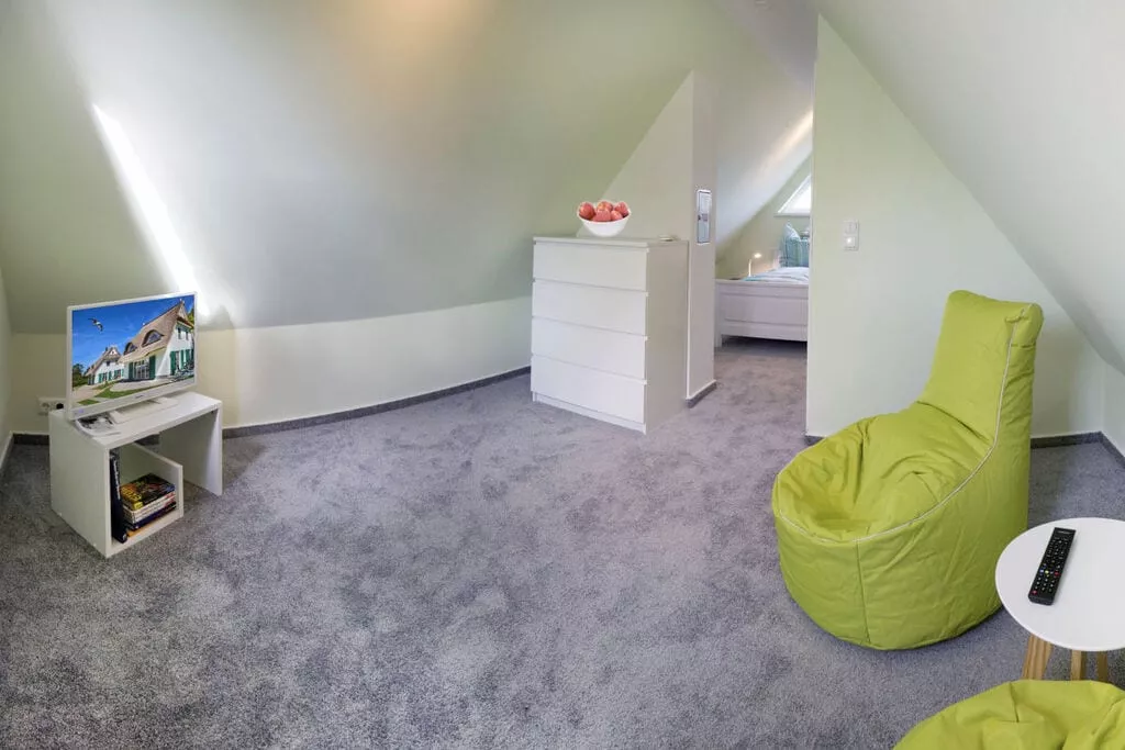 52291-Bedroom