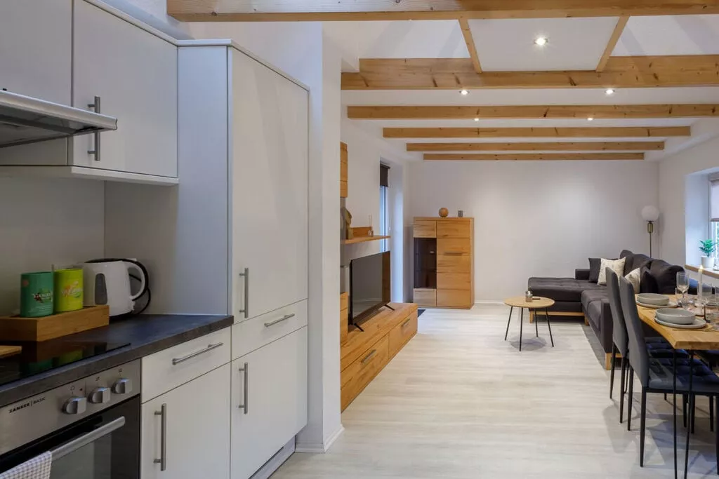 473926-Kitchen