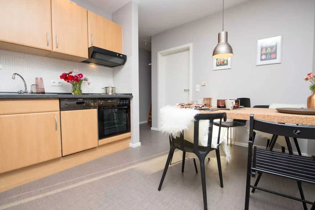 95329-Kitchen
