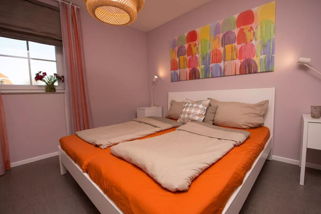 95329-Bedroom