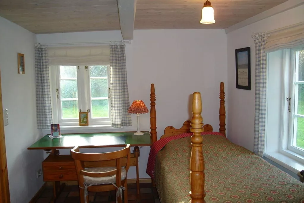 95994-Bedroom