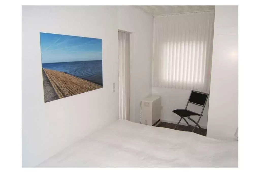 267396-Bedroom