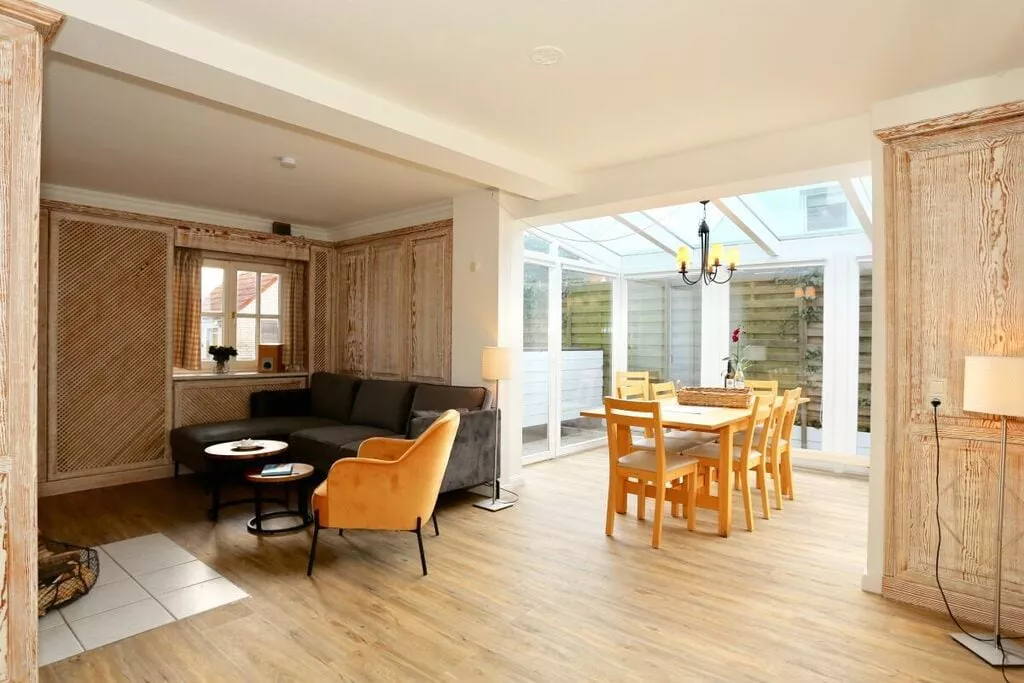 69602-Dining room