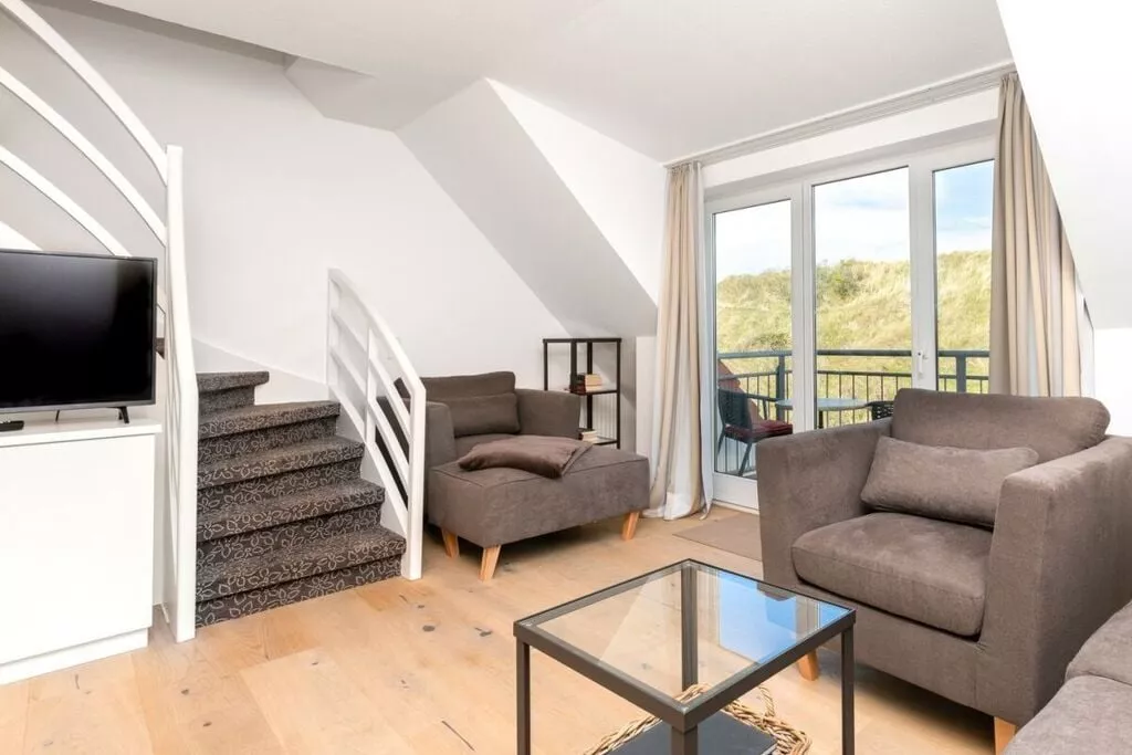 321929-Living room