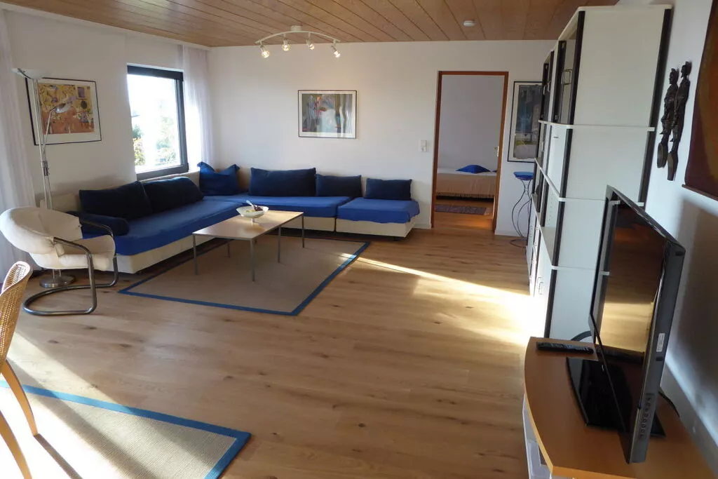 22945-Wohnzimmer