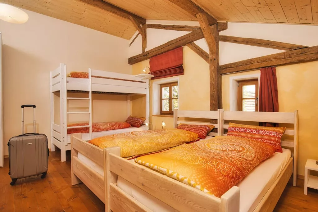266522-Schlafzimmer