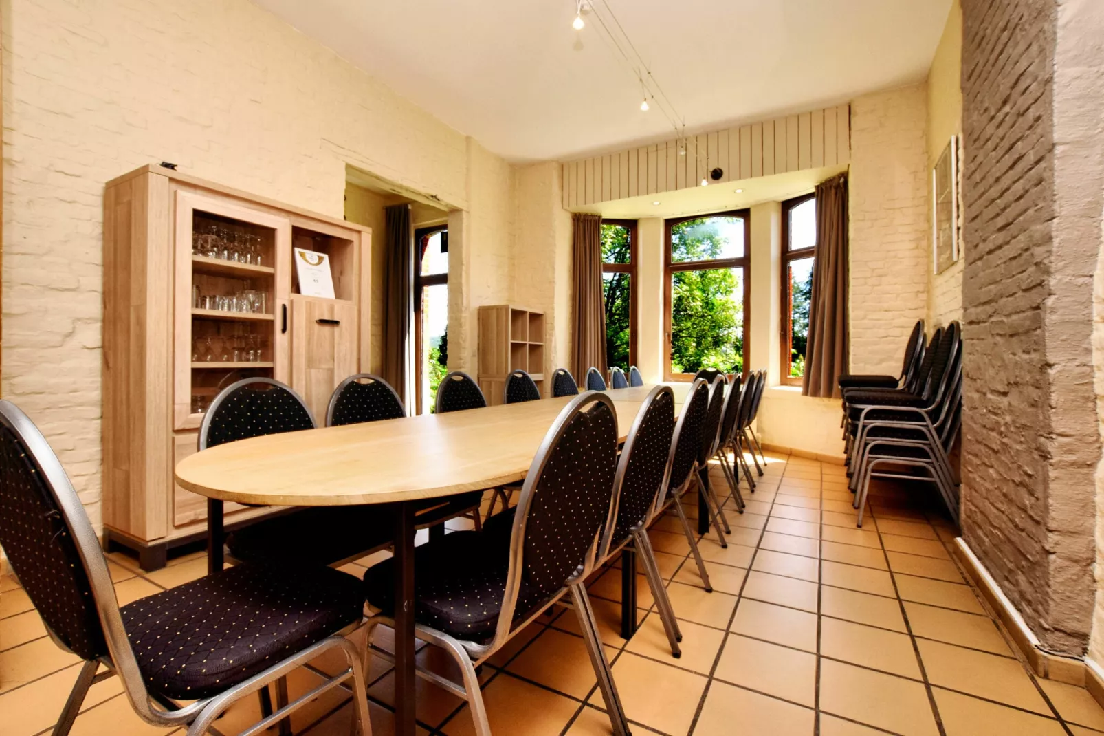 Castarière-Dining room