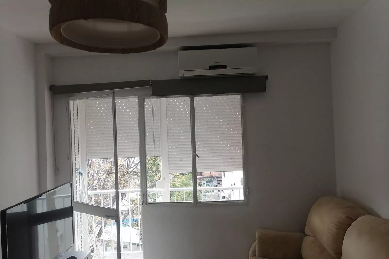 Apartamento Mairena-Living room