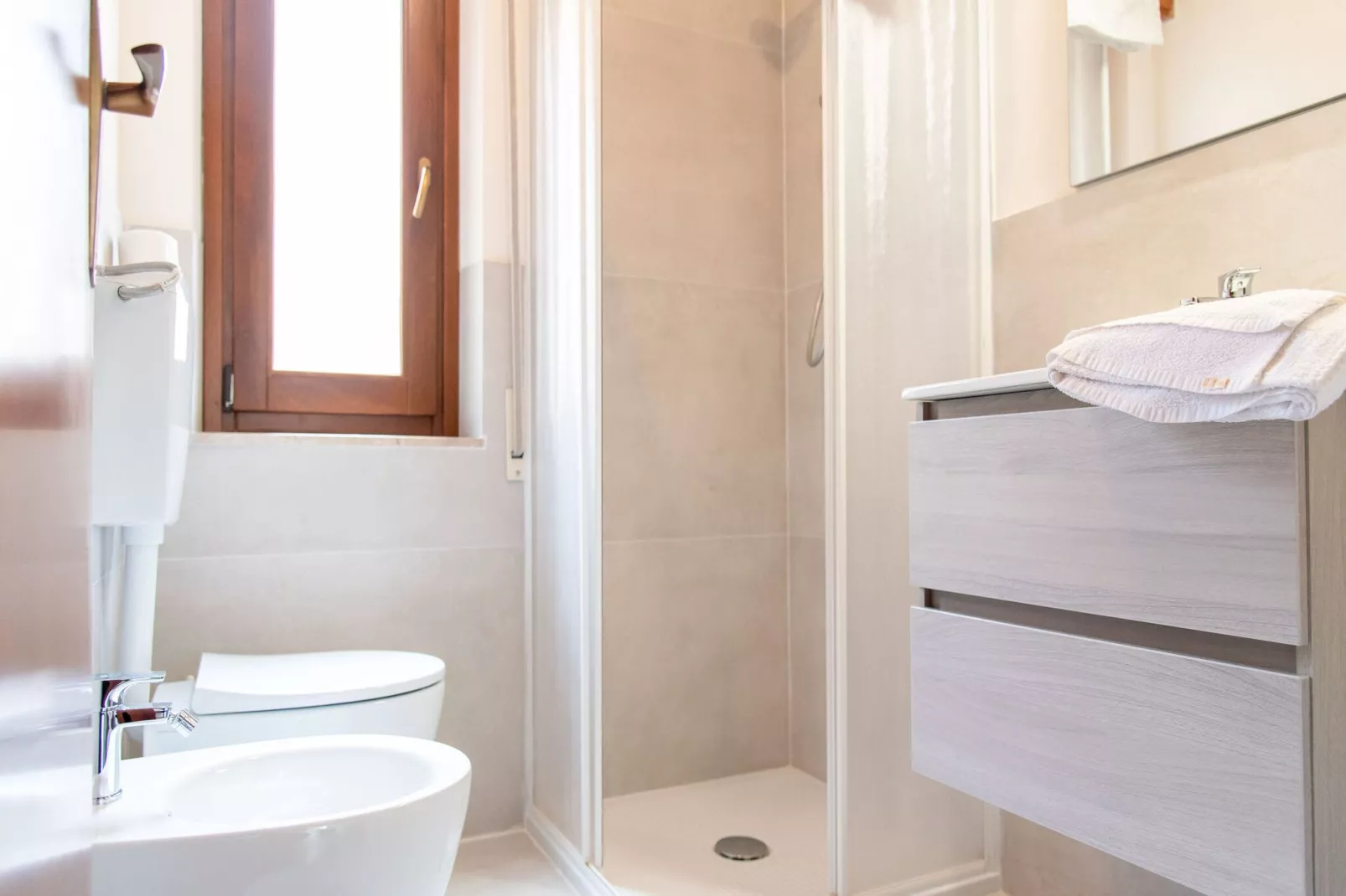 Appartamento Raffaella-Bathroom