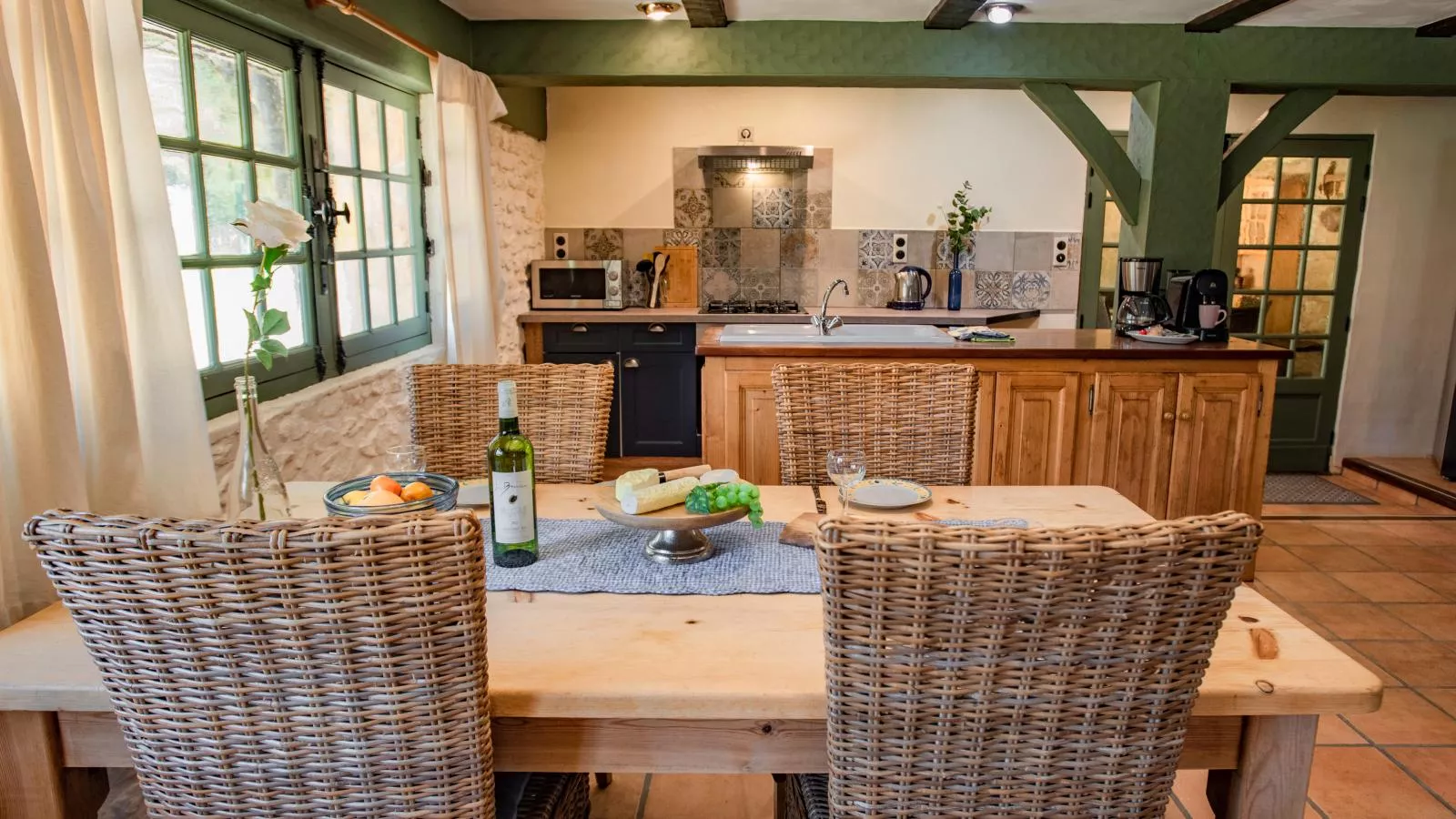 Gite Cottage-Kitchen